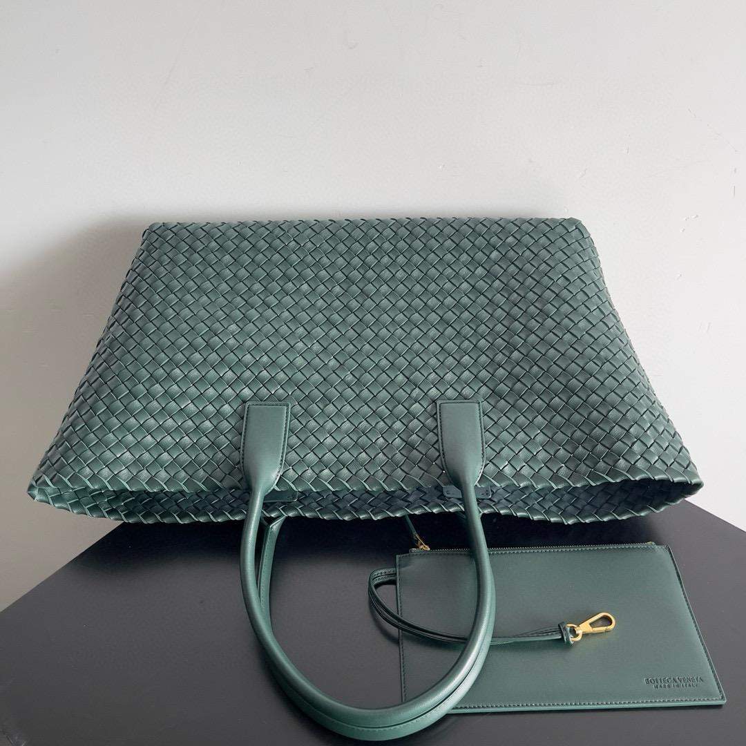 Shop Bottega Veneta Cabat Replica Bag - Image 2