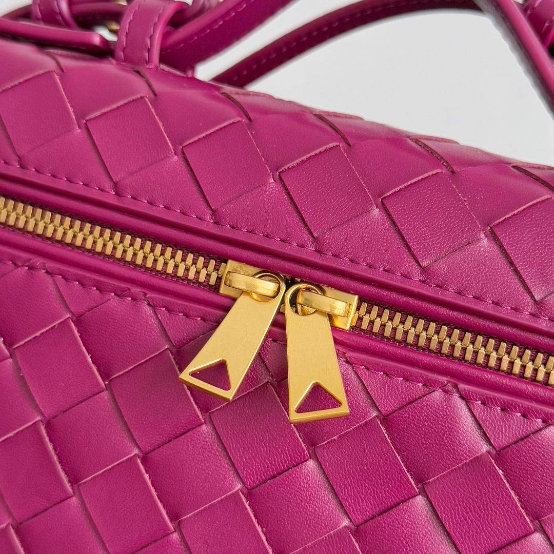 Buy Bottega Veneta Bang Bang Replica Bag - Image 6