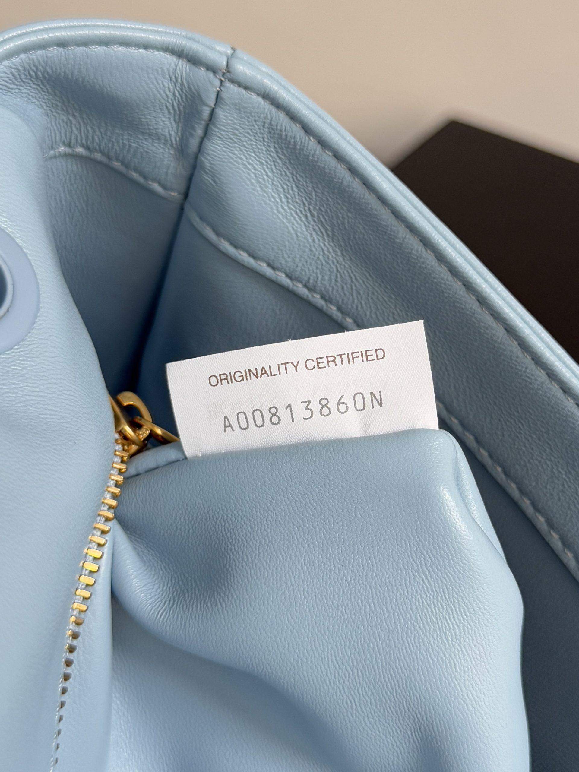 High Quality Bottega Veneta Madison Replica Bag - Image 9