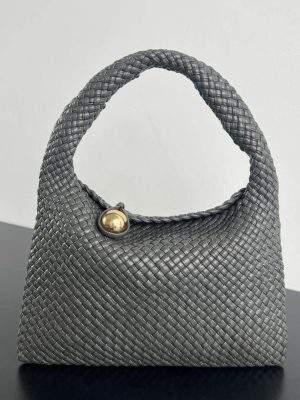 Luxury Bottega Veneta Tosca Baci Replica Bag