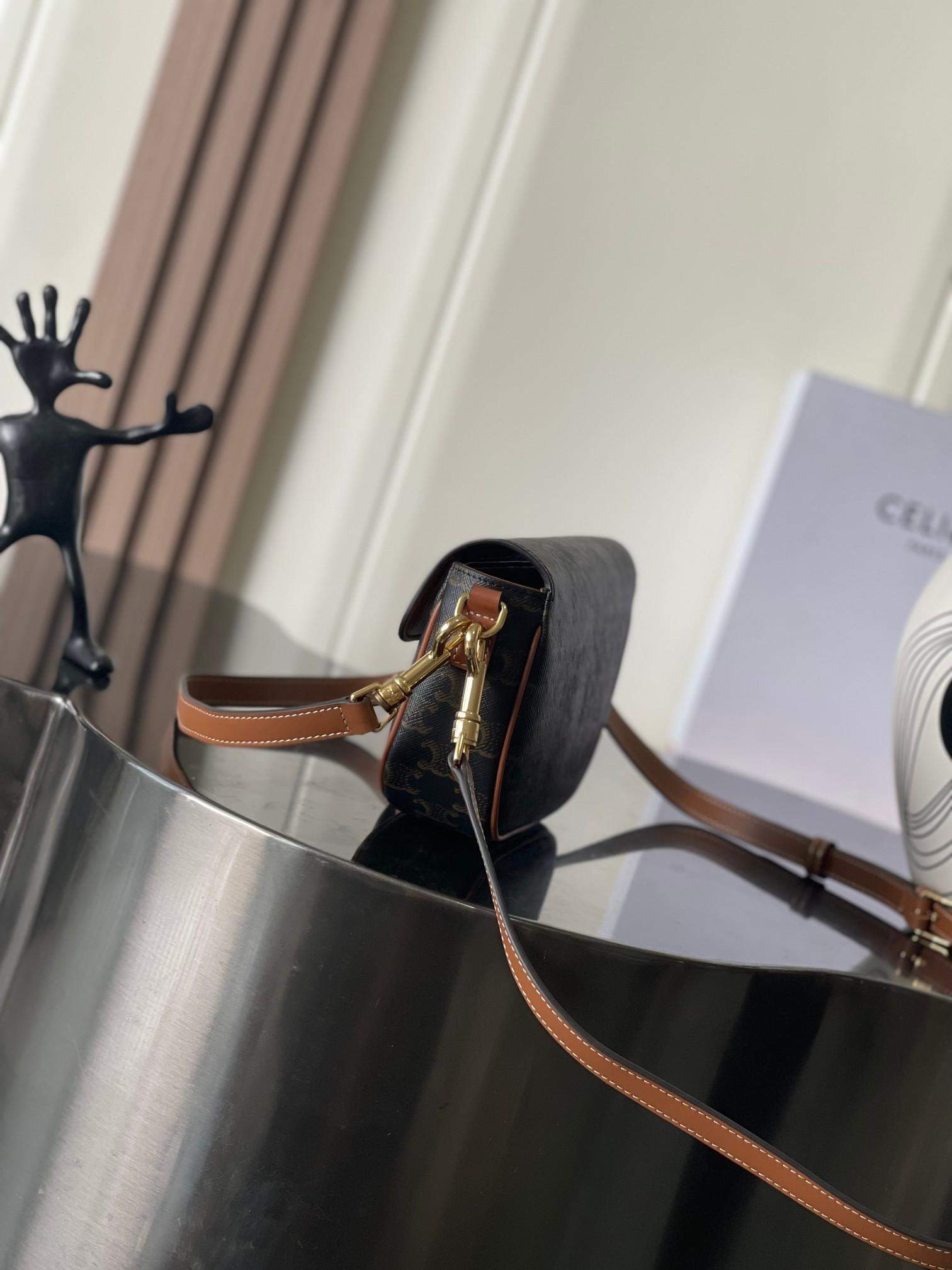 Best Celine Folco Replica Shoulder Bag In Triomphe Canvas And Calfskin - Image 3