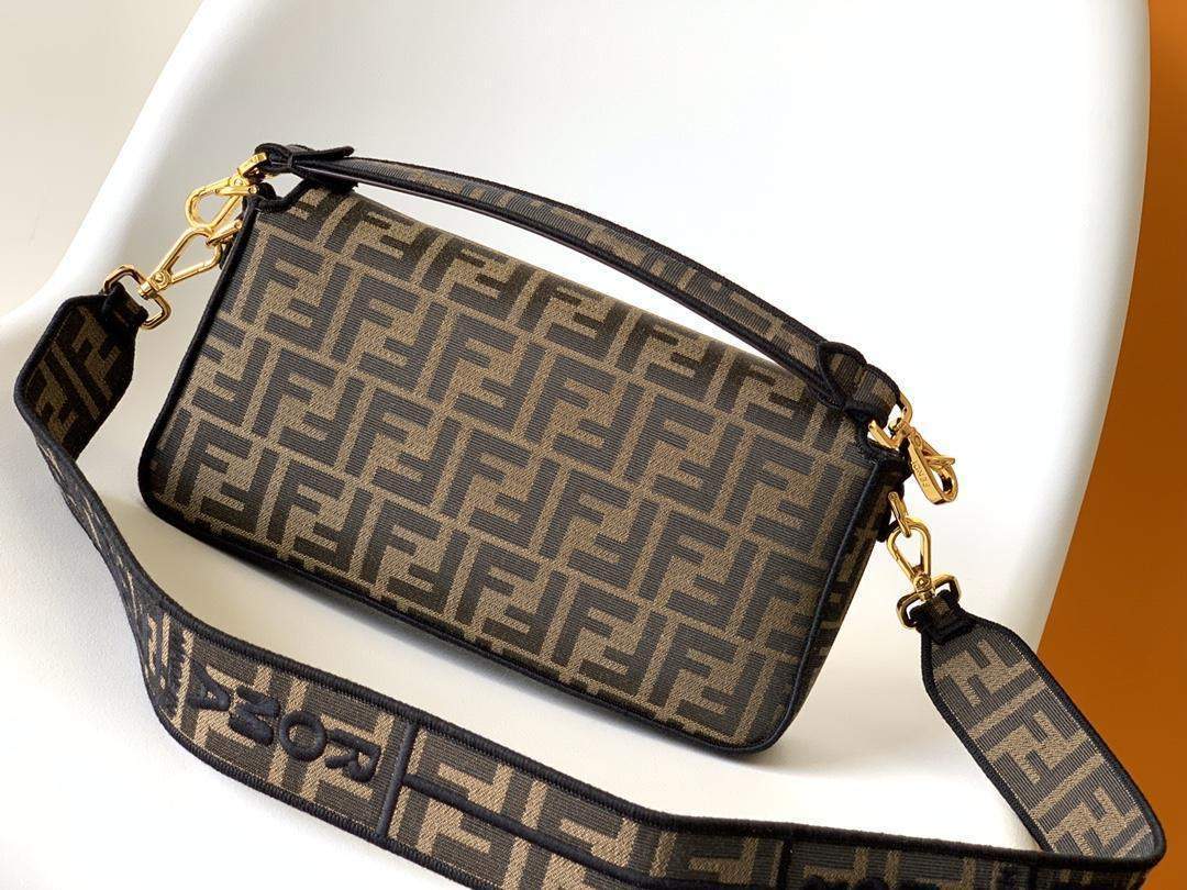 Top Grade Fendi Baguette Replica Bag - Image 2