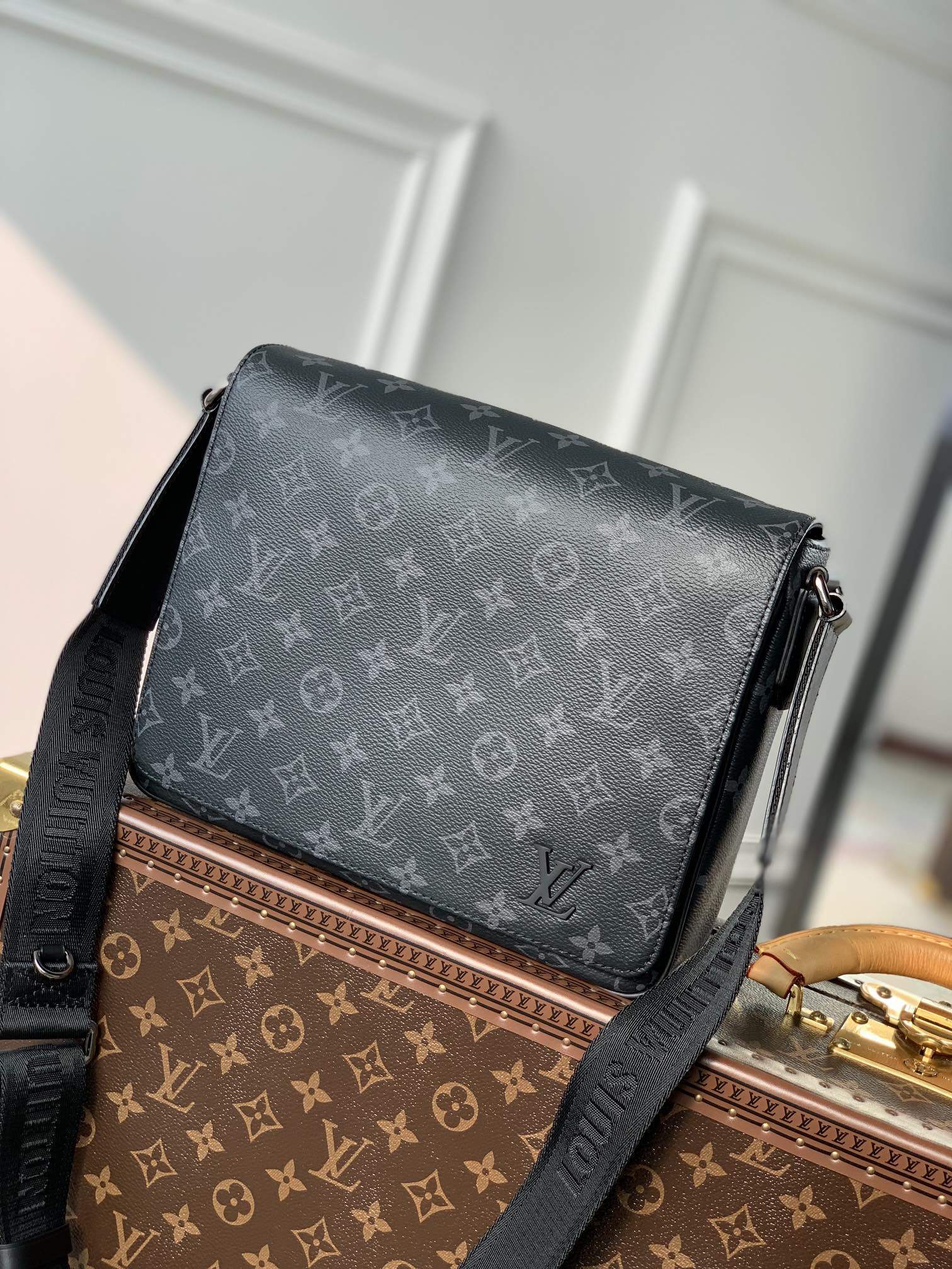 Supreme Louis Vuitton District PM Replica Bag