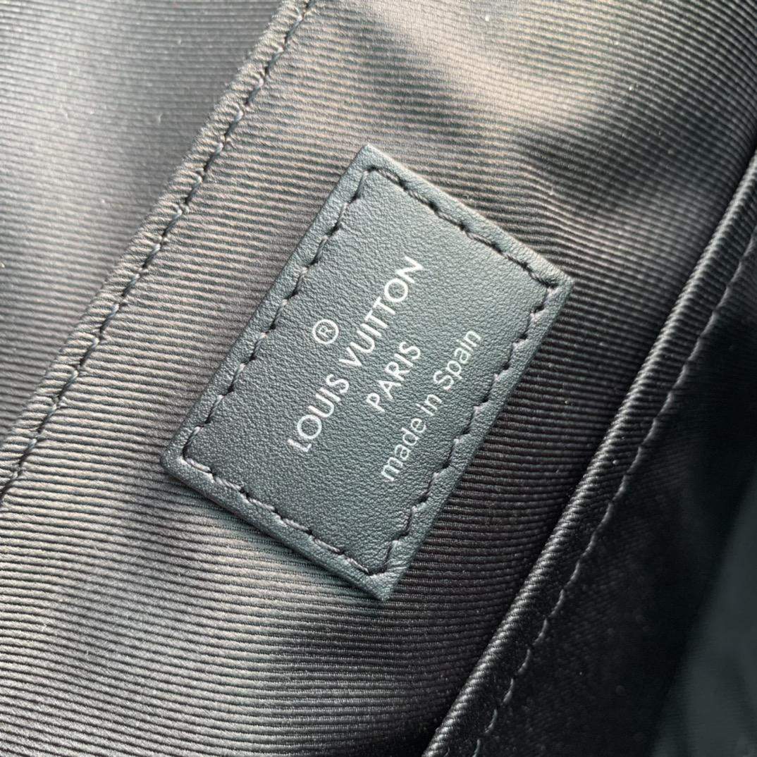 Supreme Louis Vuitton District PM Replica Bag - Image 9