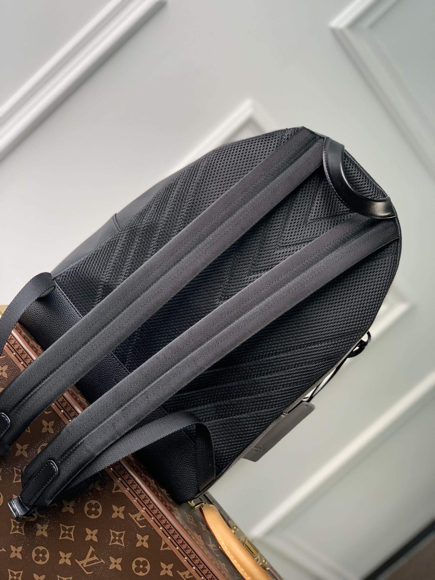 Elite Louis Vuitton Takeoff Replica Backpack - Image 2