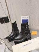 Shop Louis Vuittonn LV Beaubourg Replica Ankle Boot