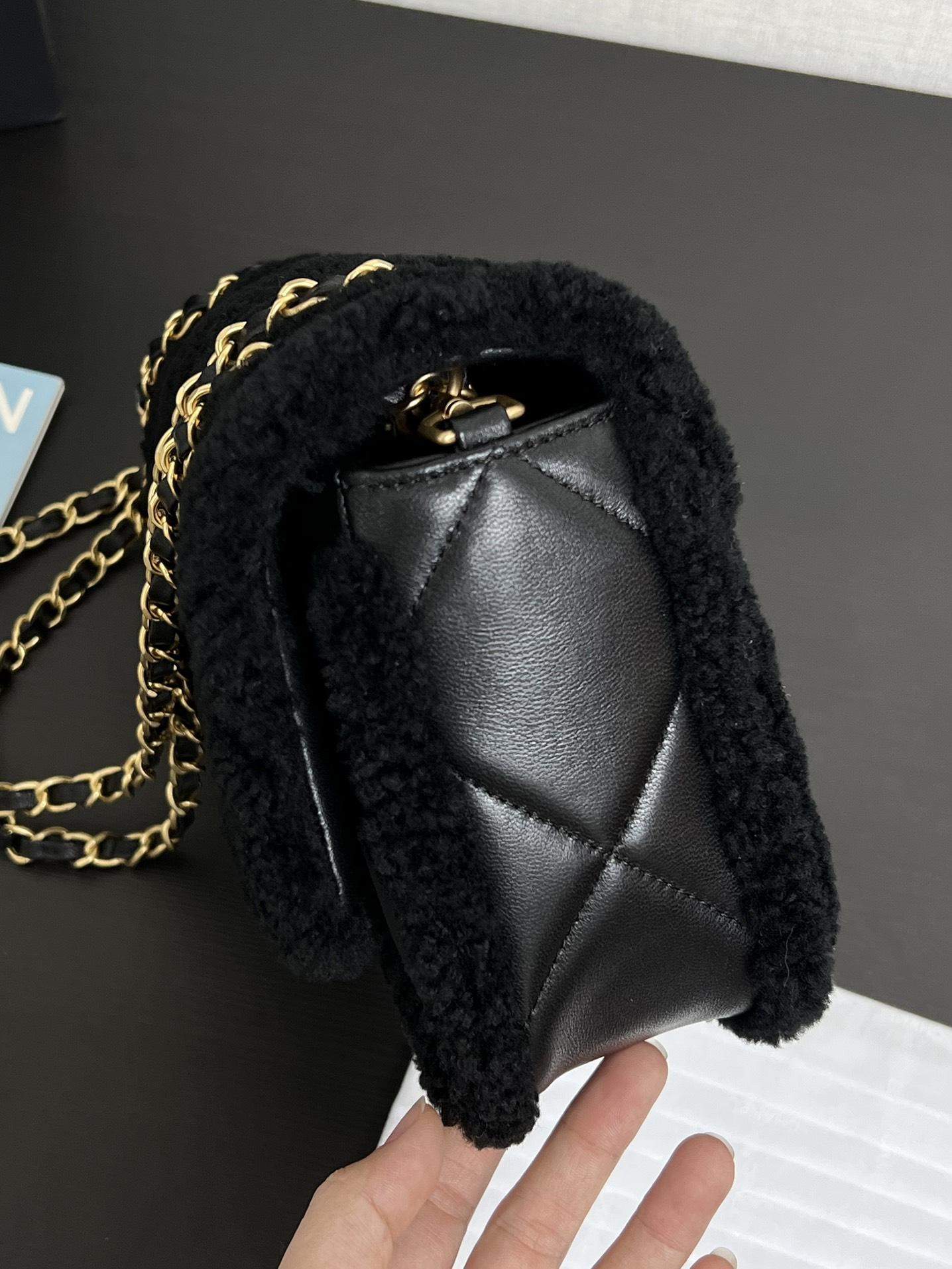 High Quality Shearling Replica Flap Bag - Image 3