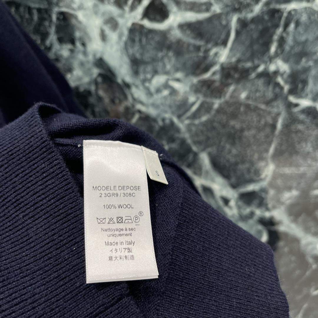 Elite Celine Crew Neck Replica Sweater In Fine Wool - Image 8