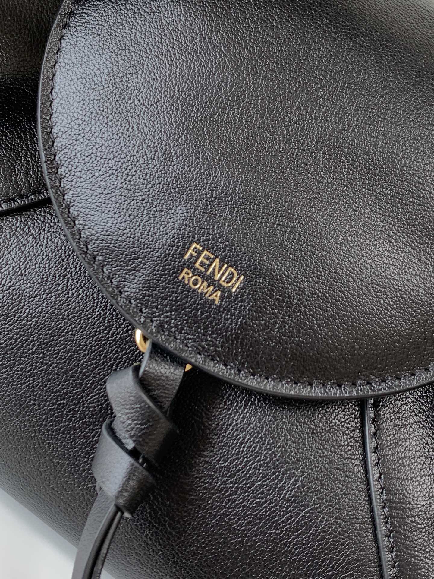 Mirror Quality Fendi Spy Replica Bag - Image 7