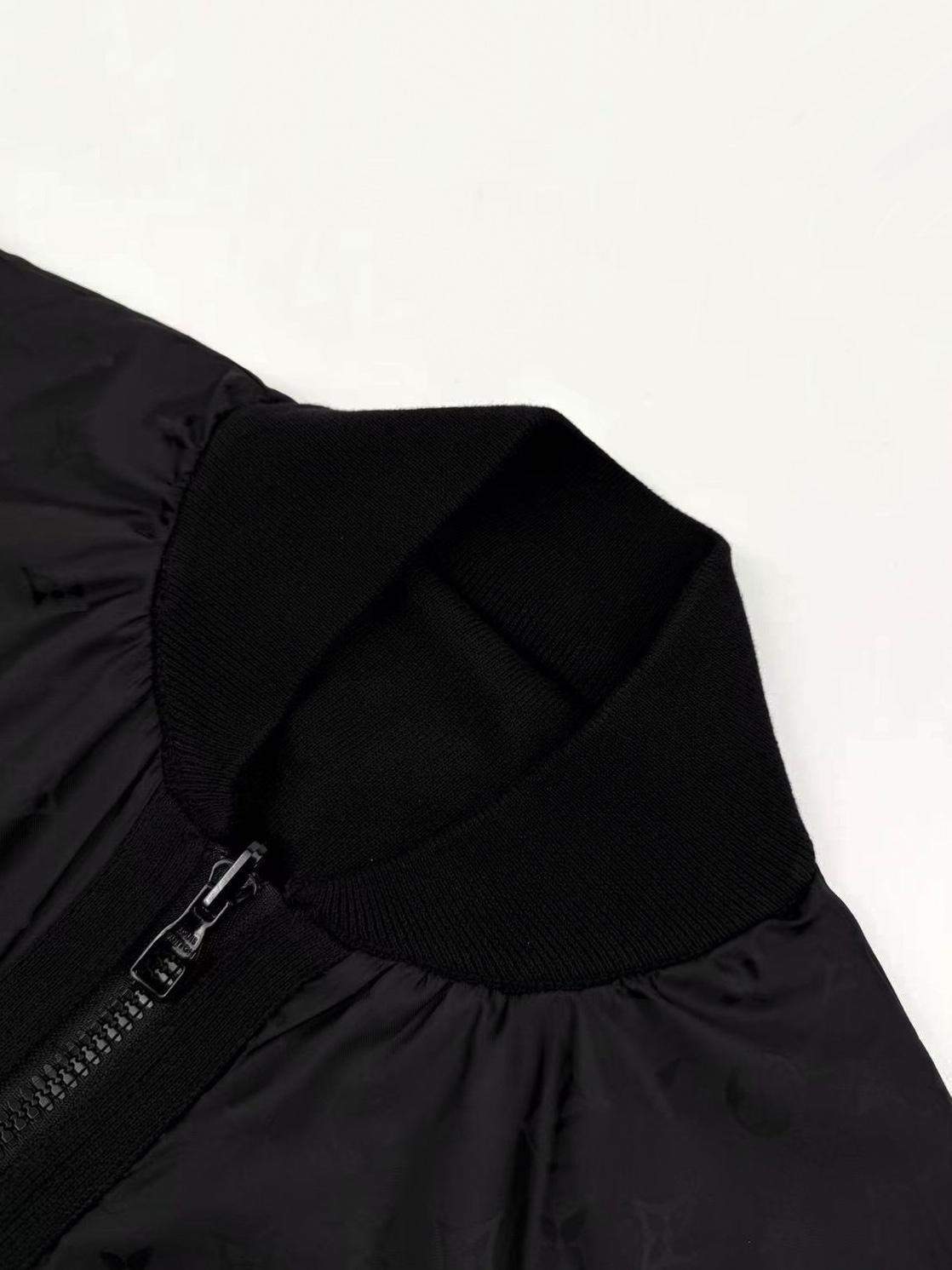 Luxury Replica Louis Vuitton Monogram Reversible Light Bomber - Image 5