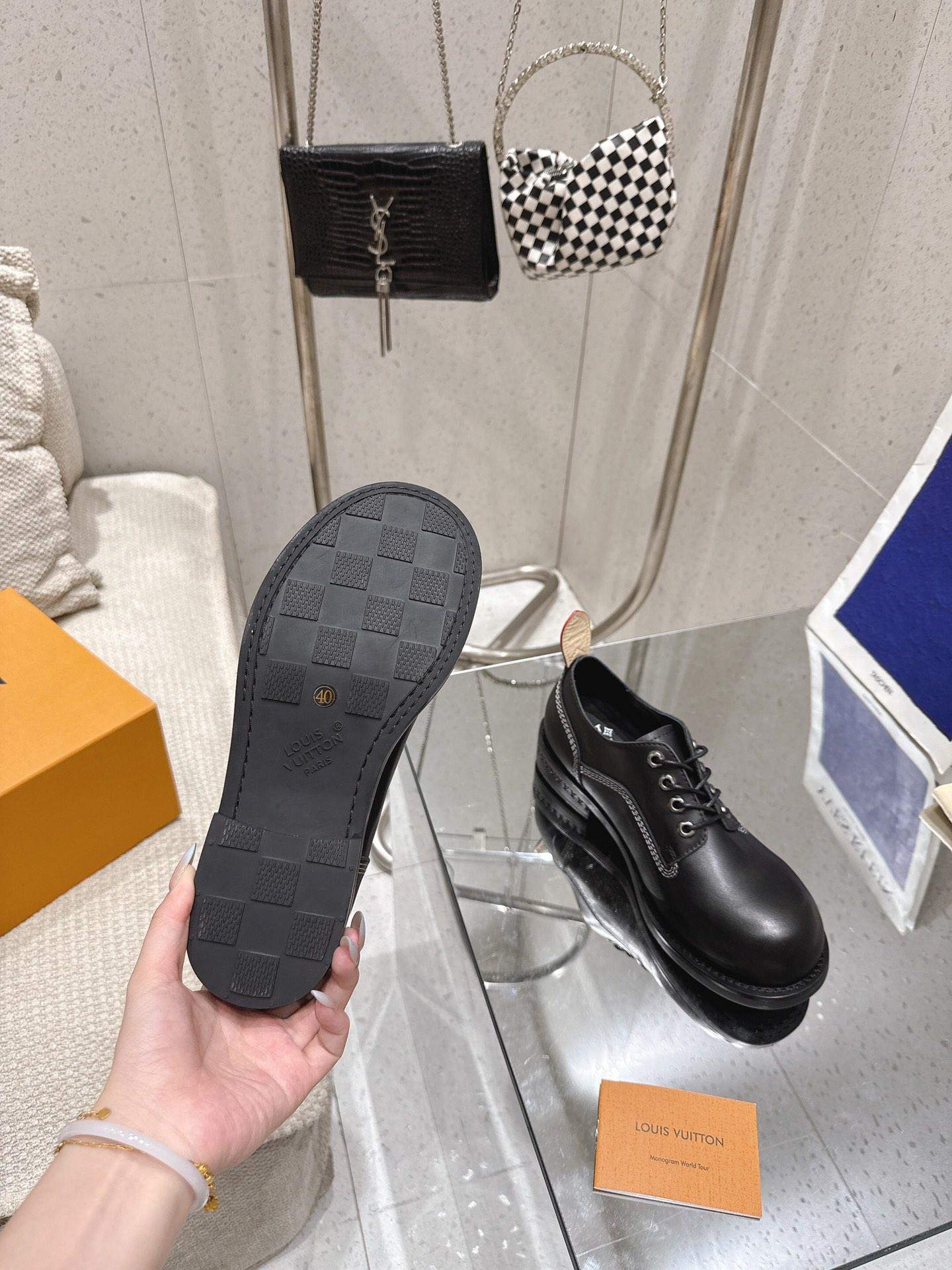 Superior Louis Vuitton LV Bubble Replica Derby - Image 9