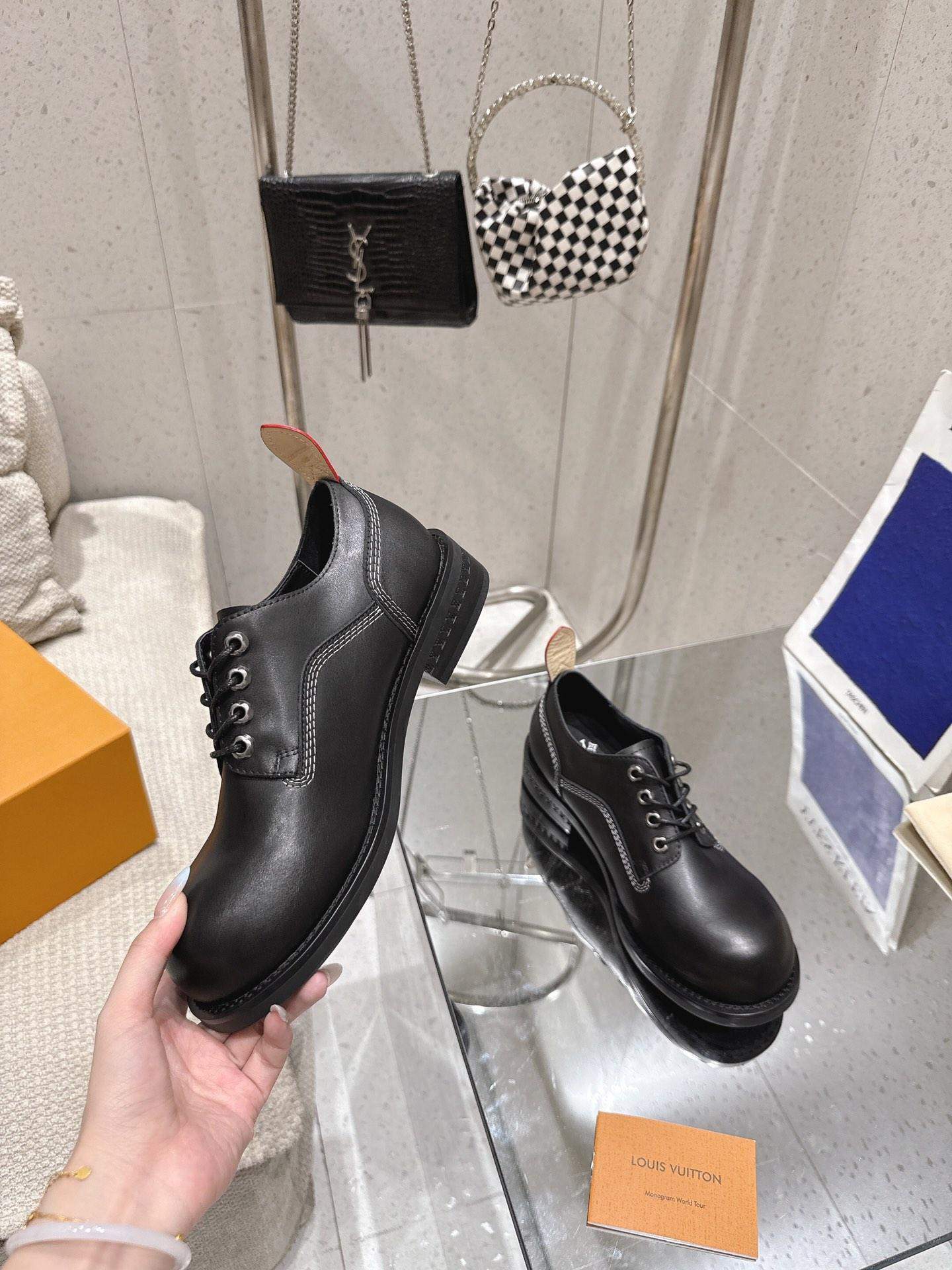 Superior Louis Vuitton LV Bubble Replica Derby - Image 6