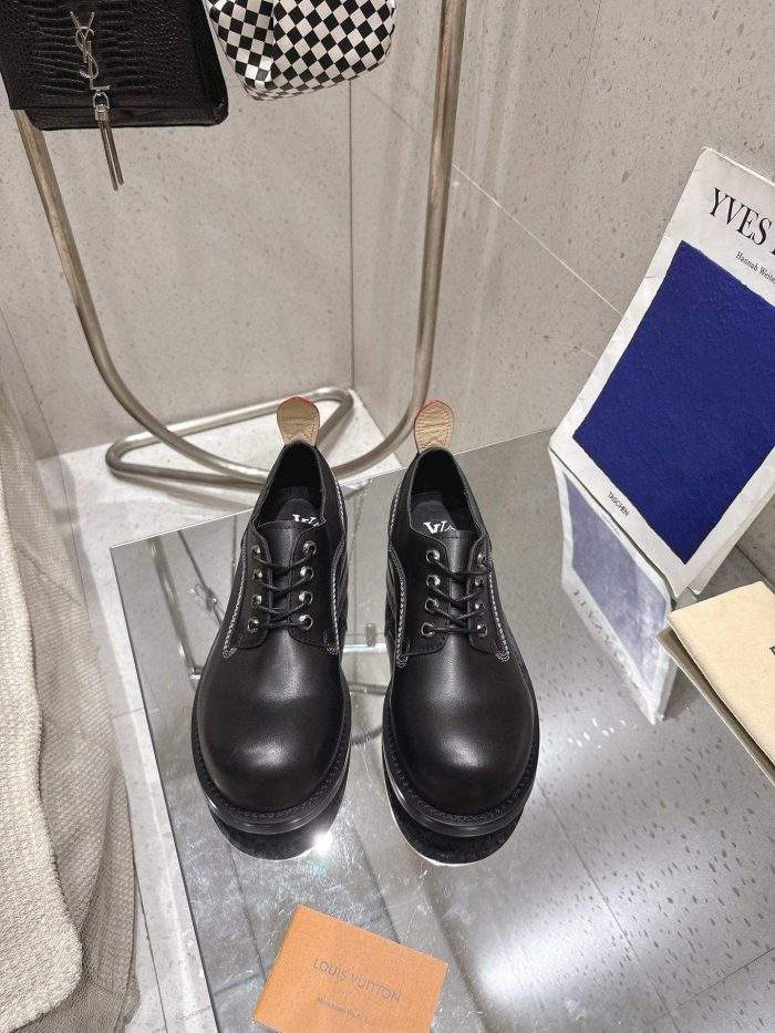 Superior Louis Vuitton LV Bubble Replica Derby