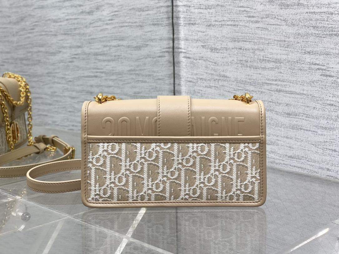 Best Christian Dior 30 Montaigne East-West Replica Bag with Chain - Image 2