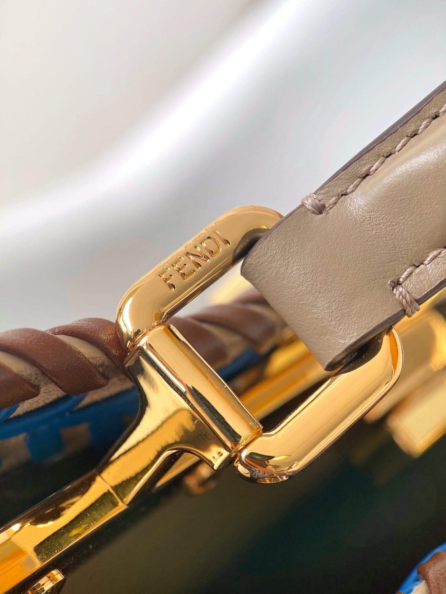 High Quality Fendi Replica Peekaboo ISeeU Small - Image 8