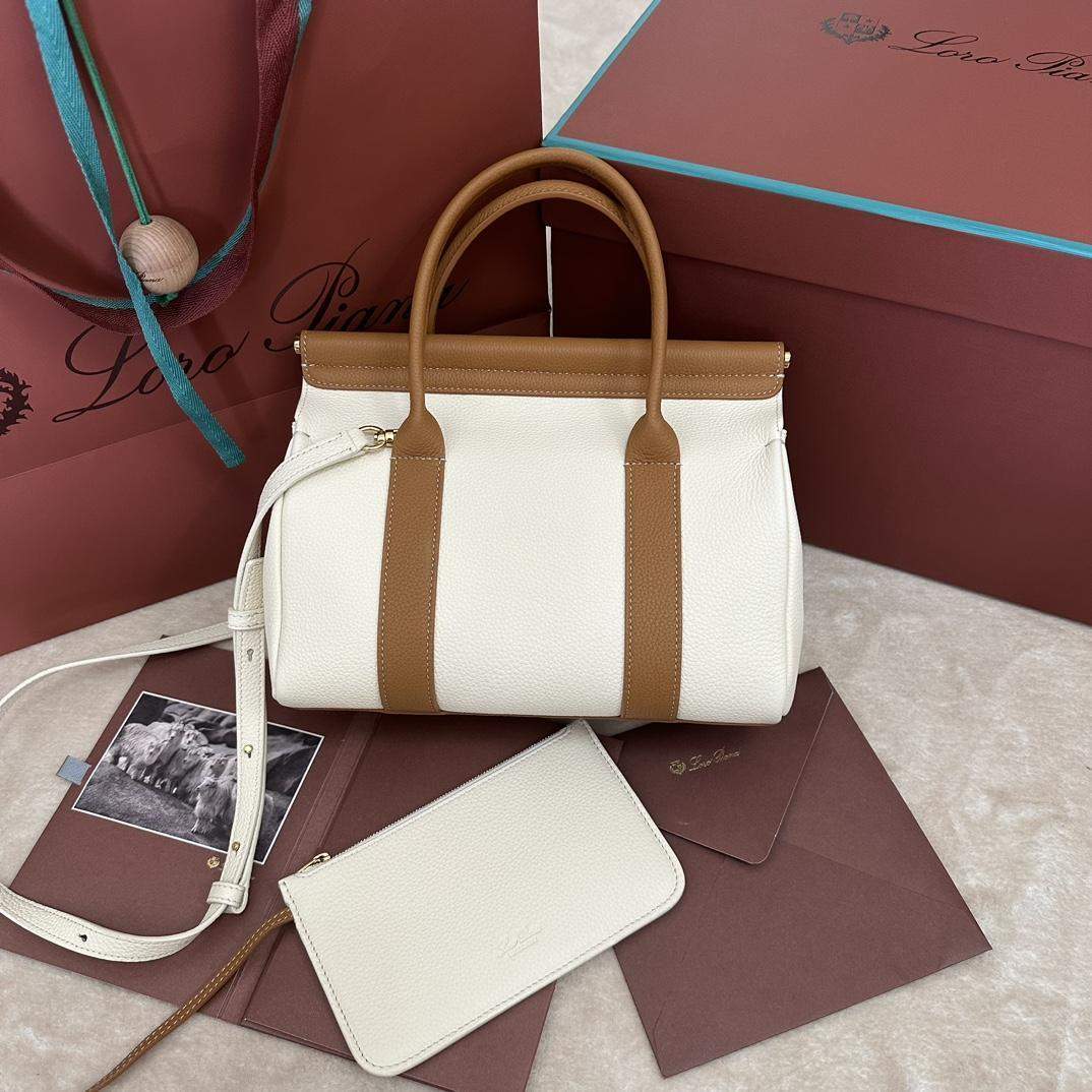High-End Quality Loro Piana Loom Replica Bag L25 - Image 2