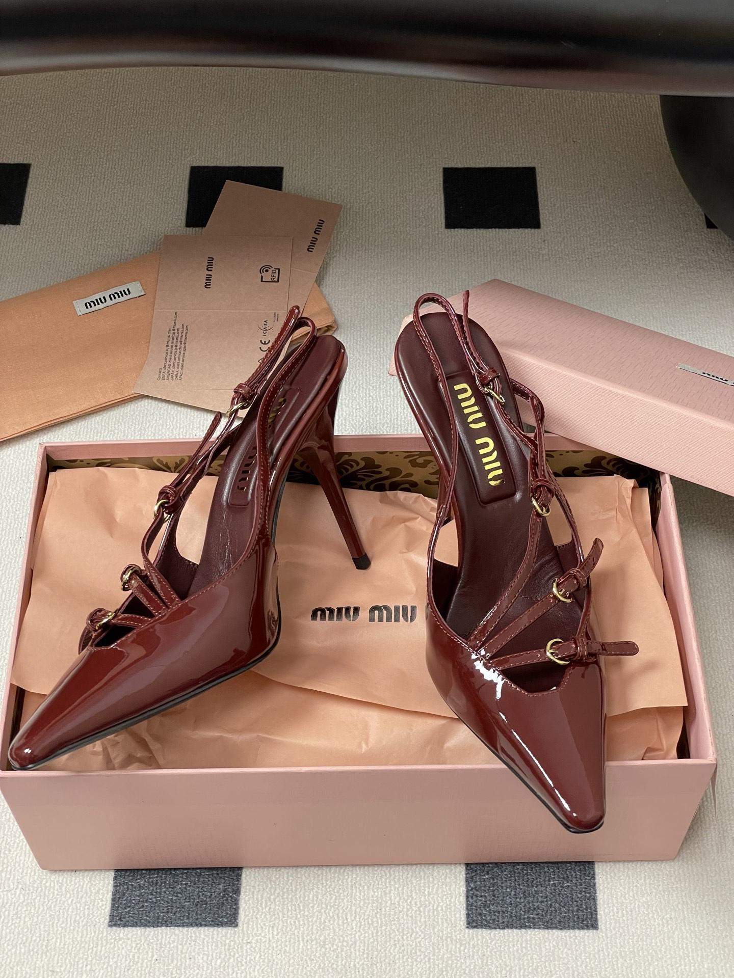 Best Miu Miu Patent Leather Replica Slingbacks With Buckles - Image 6