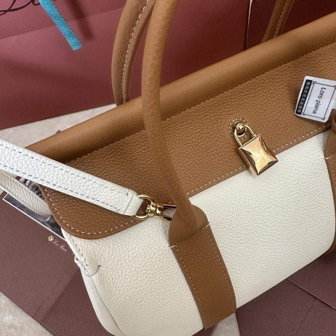 High-End Quality Loro Piana Loom Replica Bag L25 - Image 4