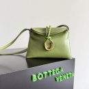 High-End Quality Bottega Veneta Baby Liberta Replica Bag