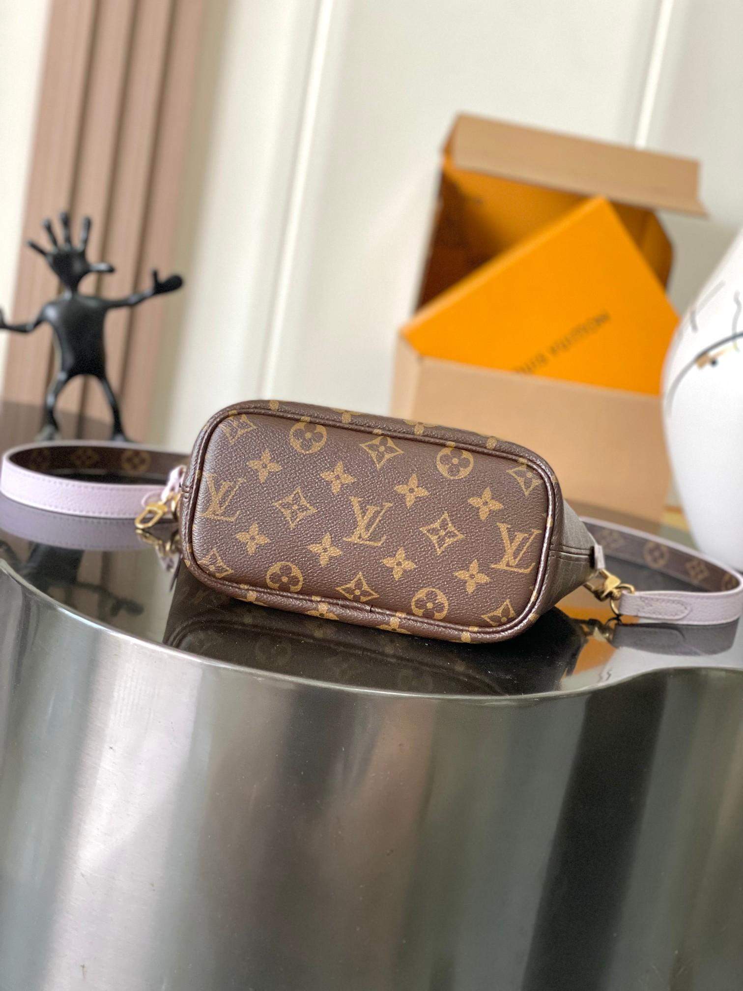 Copy Louis Vuitton Neverfull Bandoulière Inside Out BB Replica Bag - Image 7
