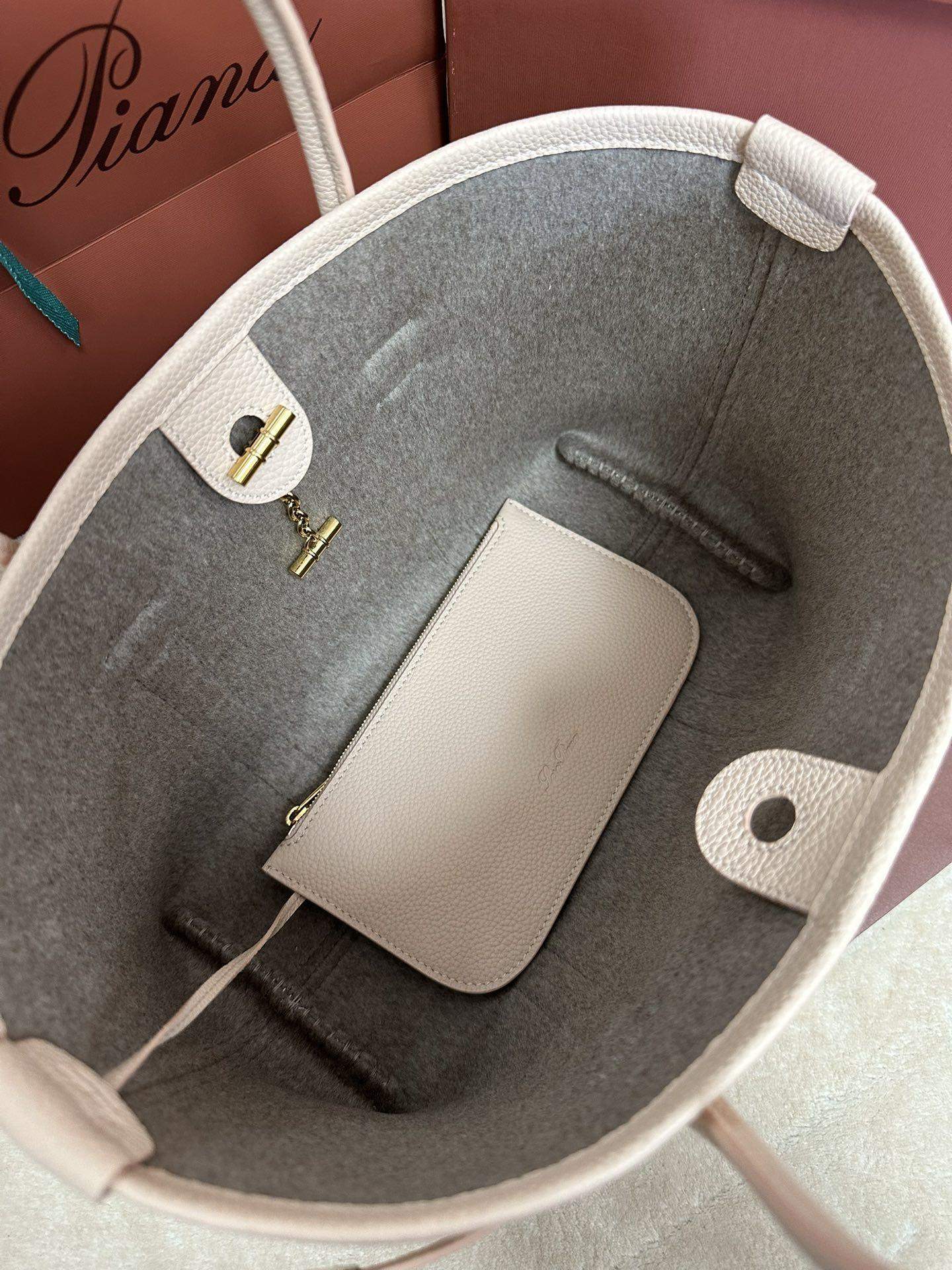 High Quality Loro Piana Ghiera Shopper Small Replica Bag - Image 5