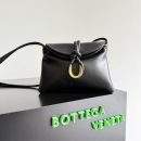 High-End Quality Bottega Veneta Baby Liberta Replica Bag - Black