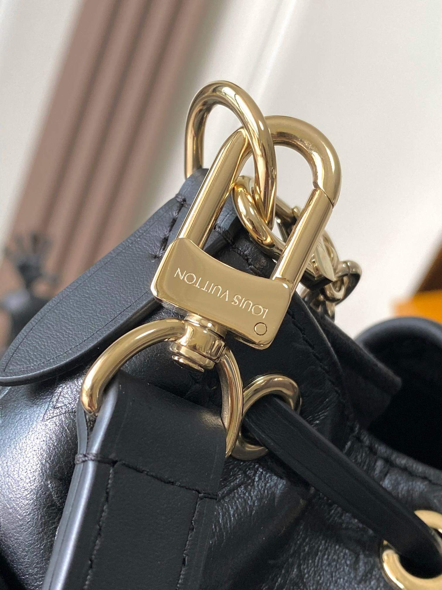 High Quality Louis Vuitton Odyssée Replica Bag - Image 5