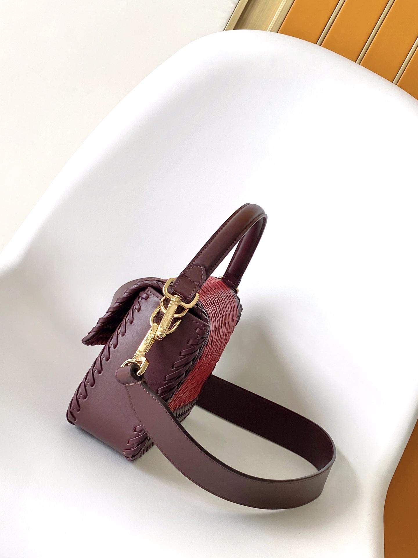 Luxury Fendi Bicolor Braided Baguette Replica Bag - Image 3