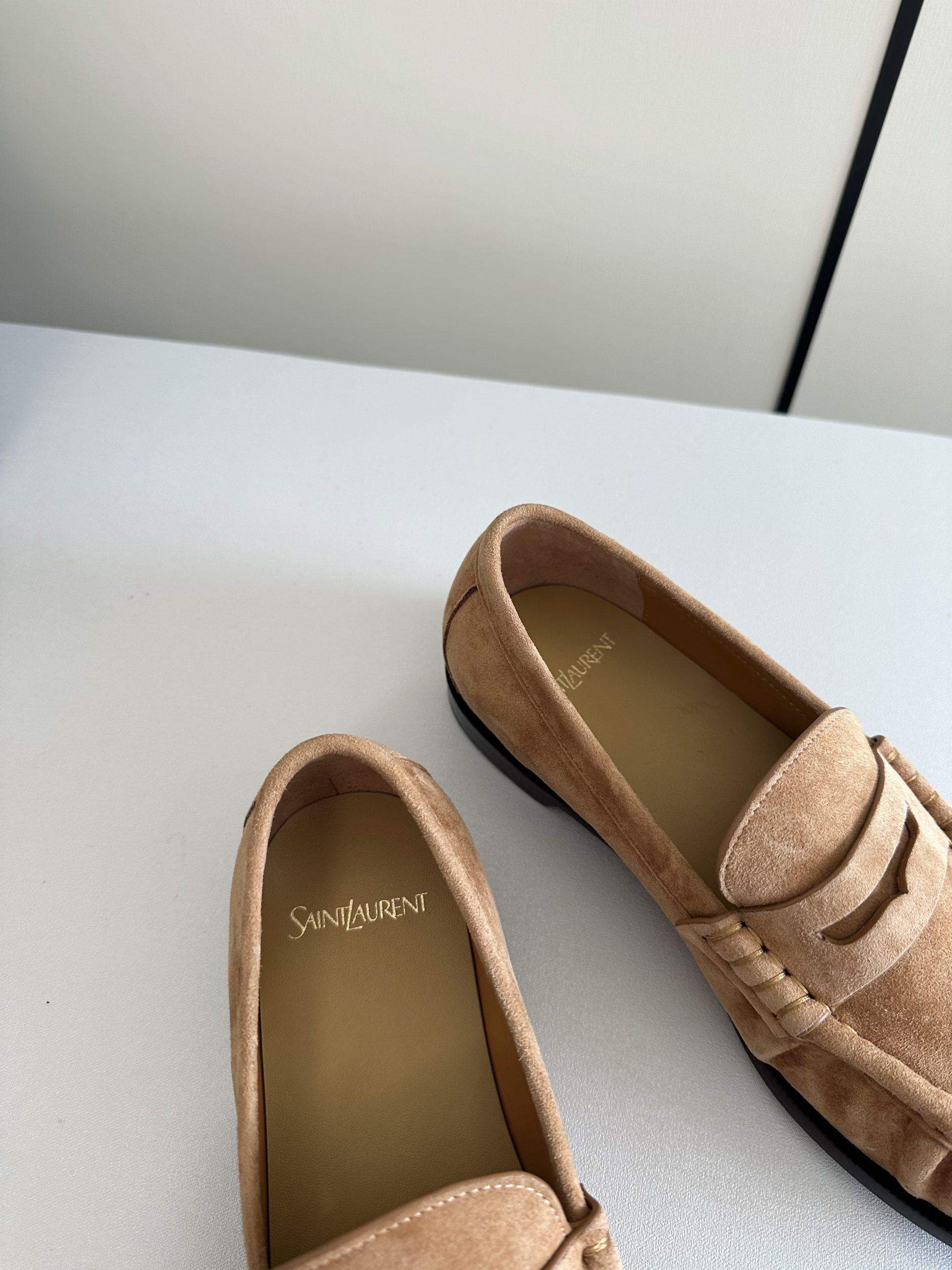 Luxury Replica Yves Saint Laurent Le Loafer Supple In Suede - Image 7