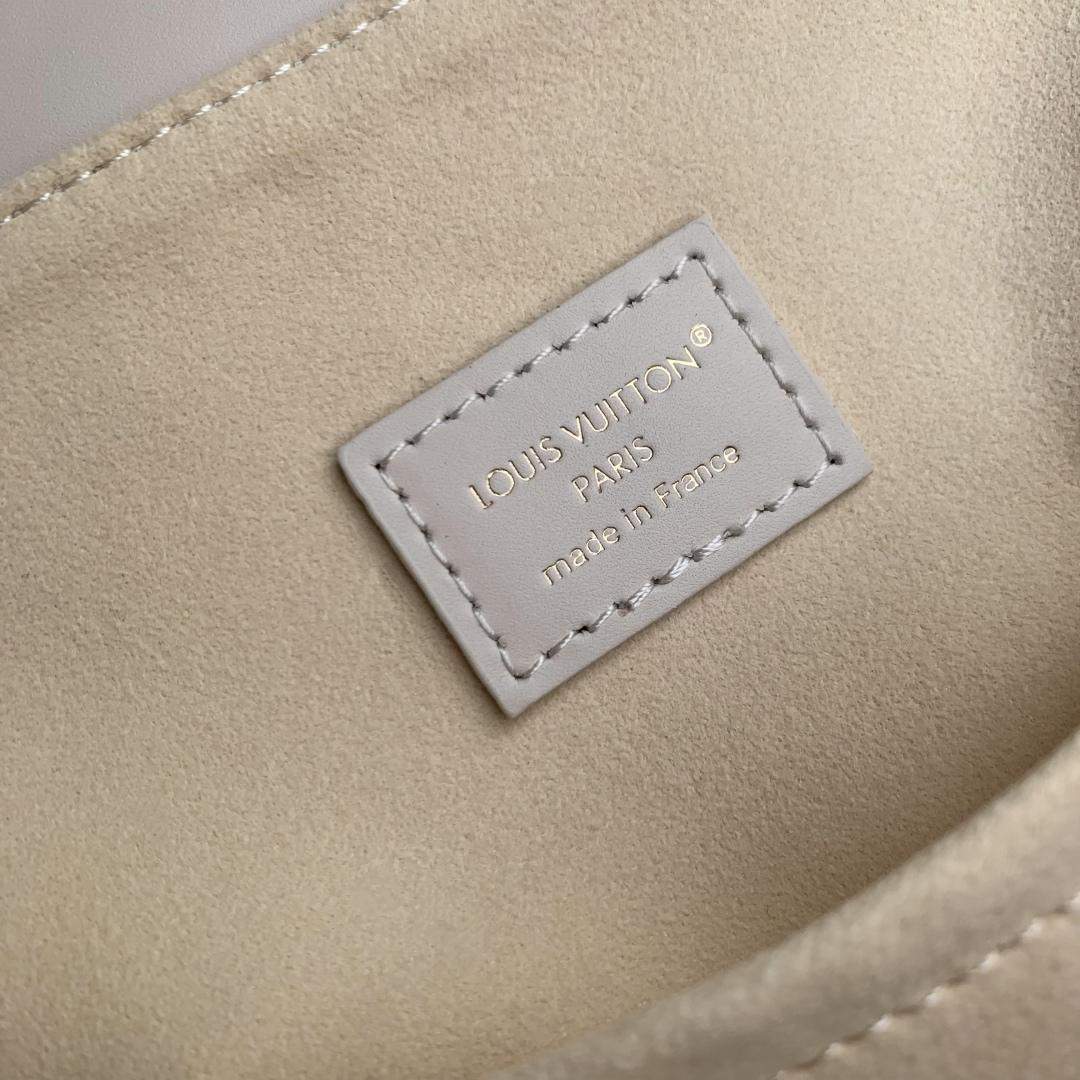 Mirror Quality Louis Vuitton Replica Backup - Image 9