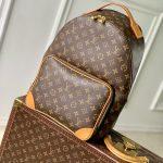 Deluxe Louis Vuitton Discovery Cargo Replica Backpack