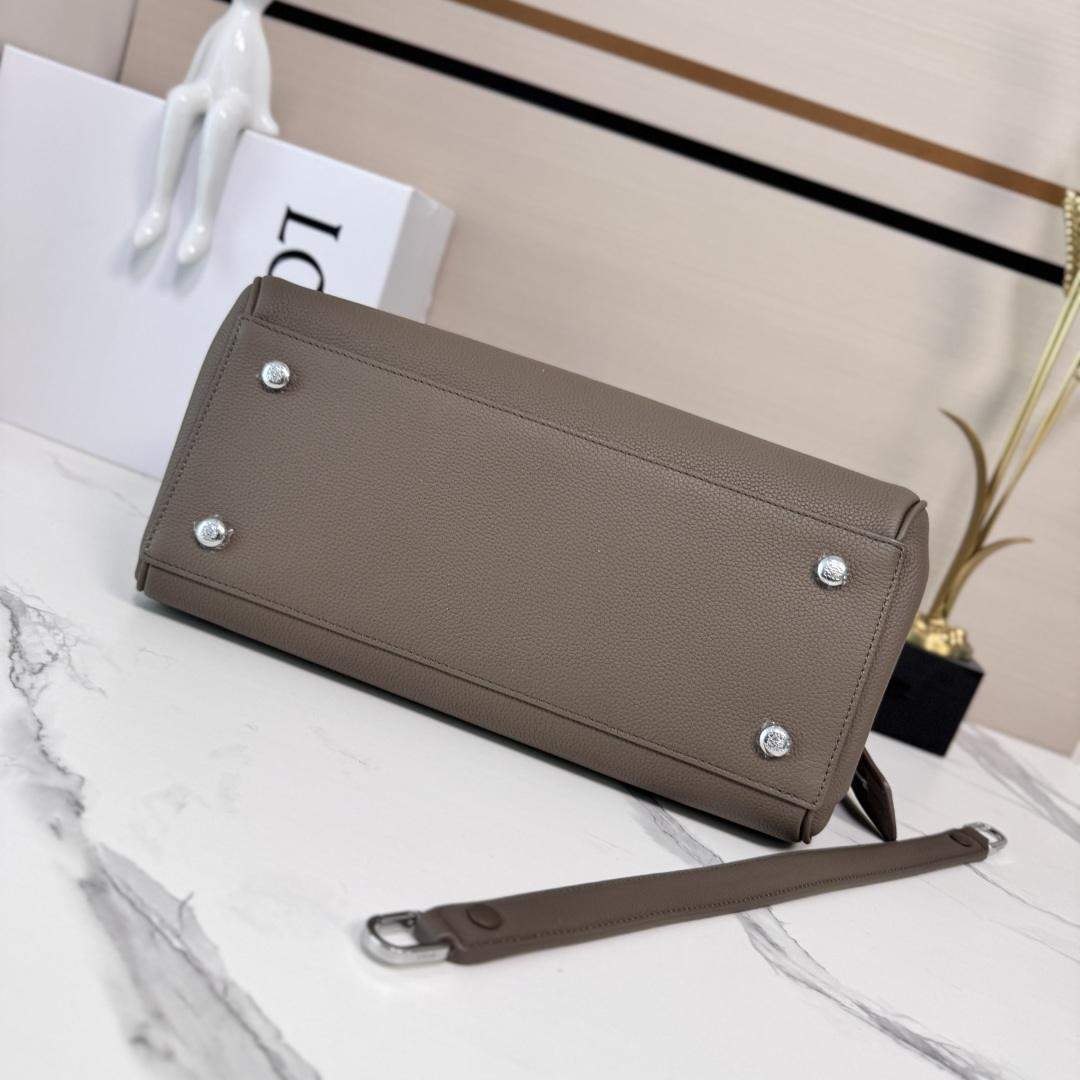 Deluxe Loewe Large Madrid Replica Bag In Supple Grained Calfskin - Image 4