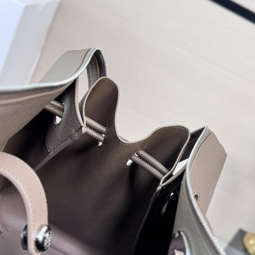 Deluxe Loewe Large Madrid Replica Bag In Supple Grained Calfskin - Image 5