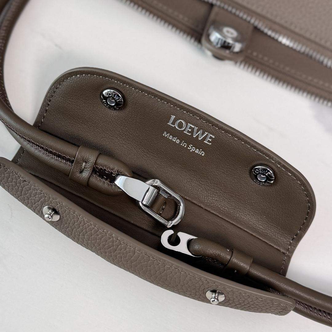 Deluxe Loewe Large Madrid Replica Bag In Supple Grained Calfskin - Image 6