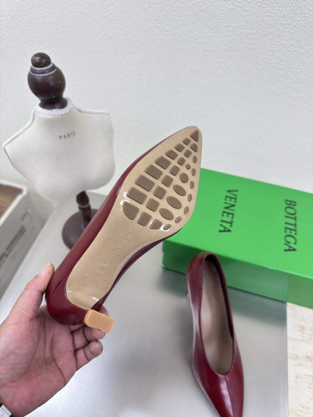 Premium Bottega Veneta Sofia Replica Pump - Image 9