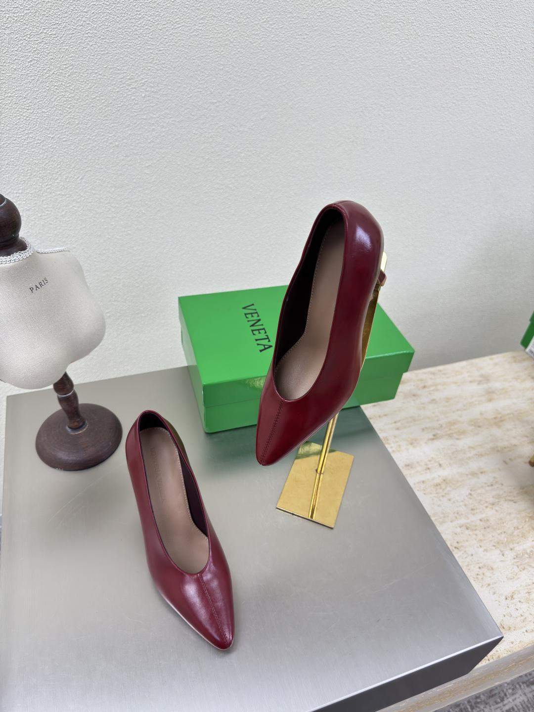 Premium Bottega Veneta Sofia Replica Pump - Image 4