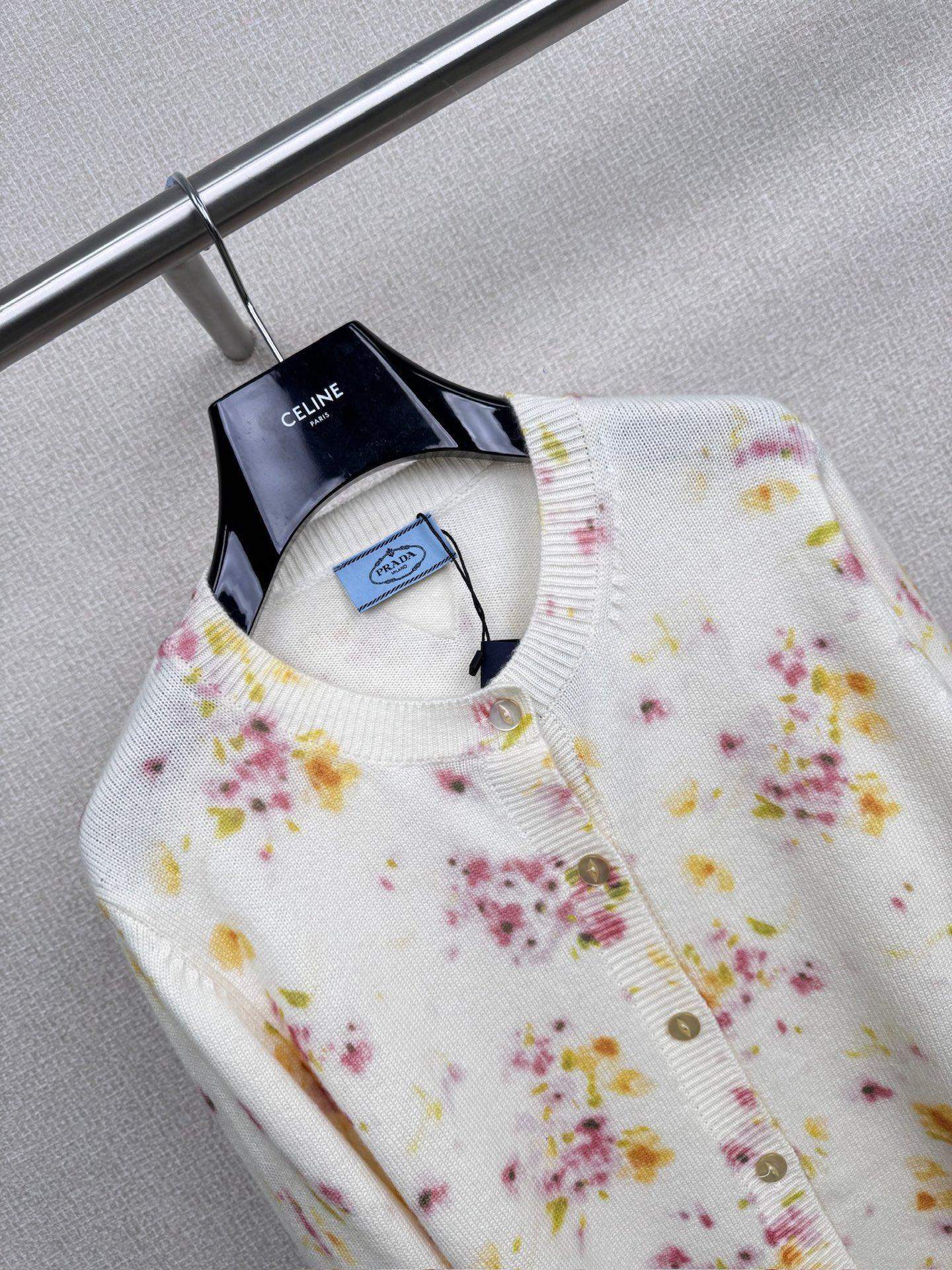 Luxury Prada Floral-Pattern Replica Cardigan - Image 3