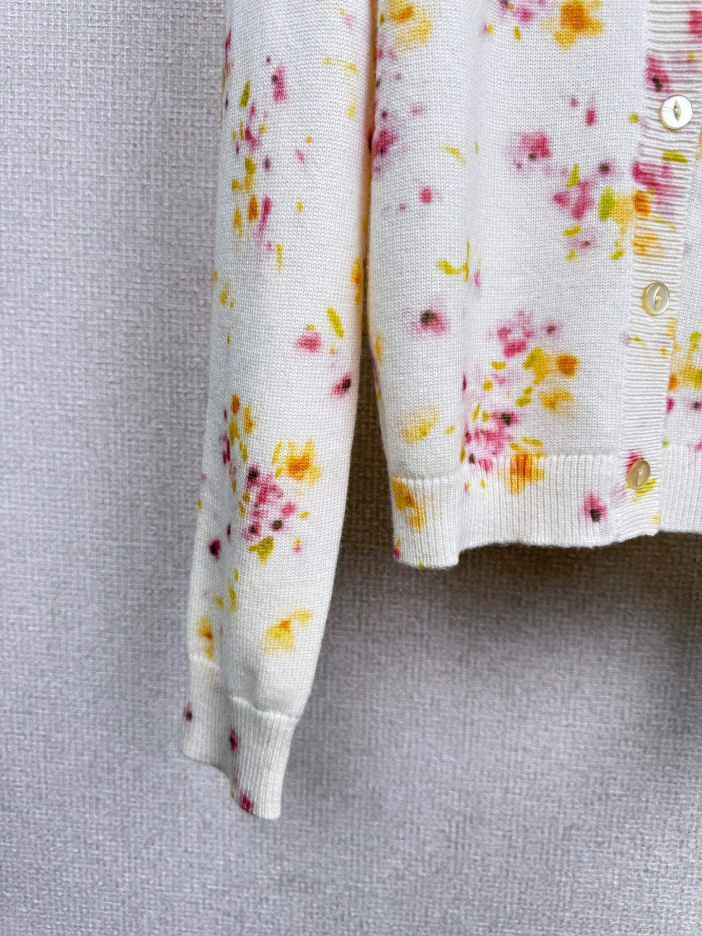 Luxury Prada Floral-Pattern Replica Cardigan - Image 8