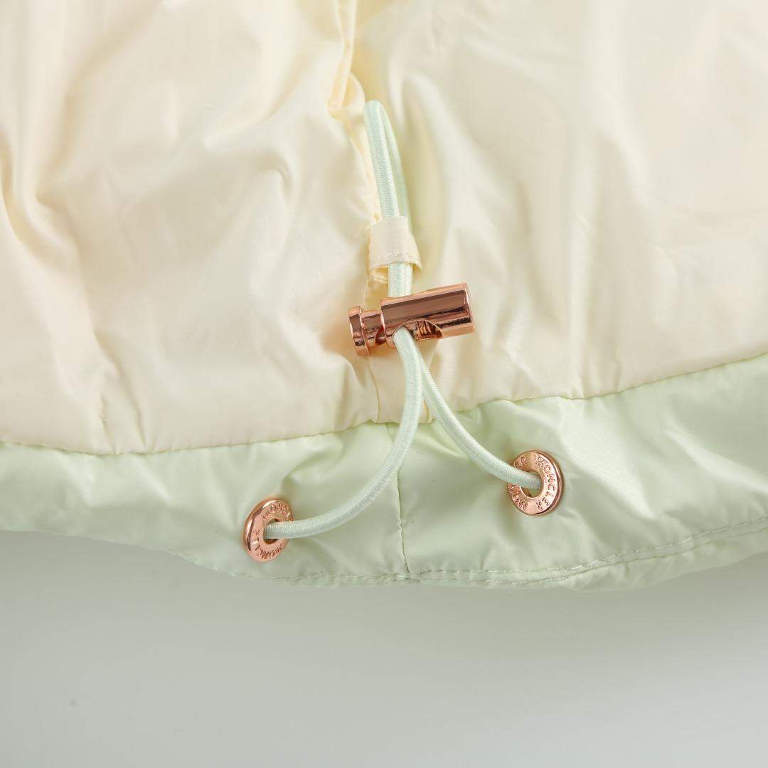 Lux Moncler Erea Square-Quilted Hooded Replica Short Down Jacket - Image 7