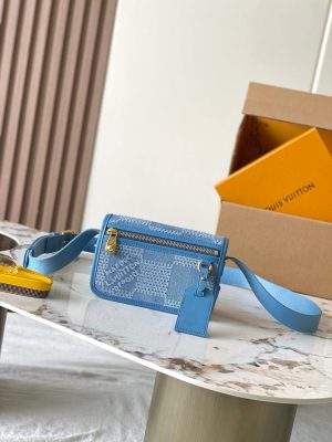 Luxury Louis Vuitton Bosphore Wearable Replica Wallet