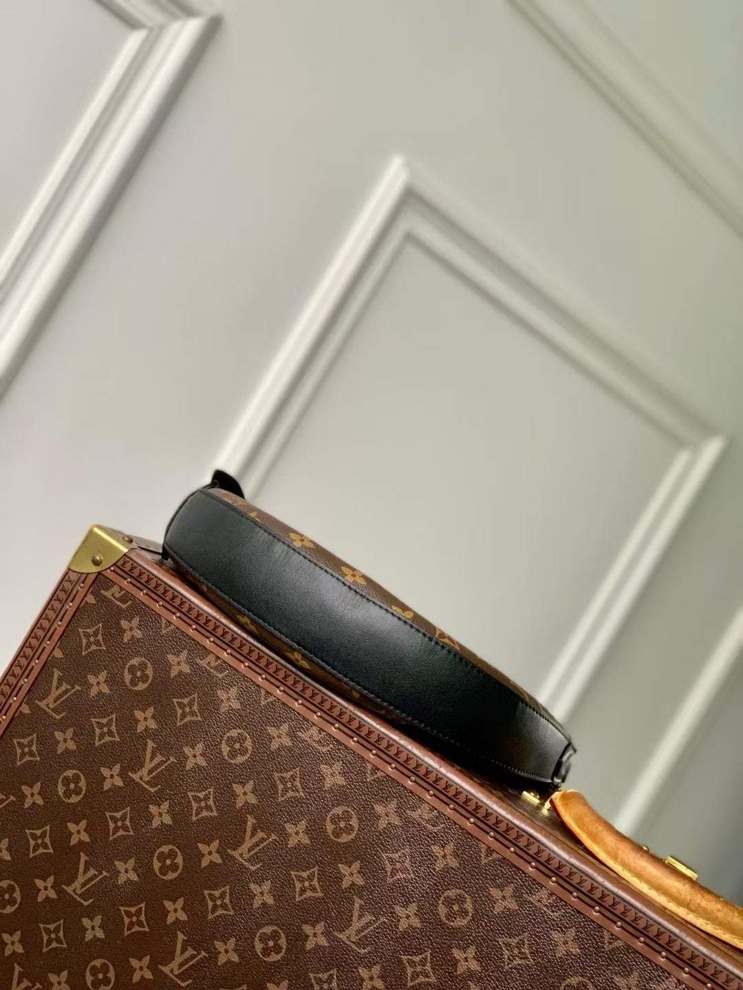 Premium Louis Vuitton Cookie BB Replica Bag - Image 5