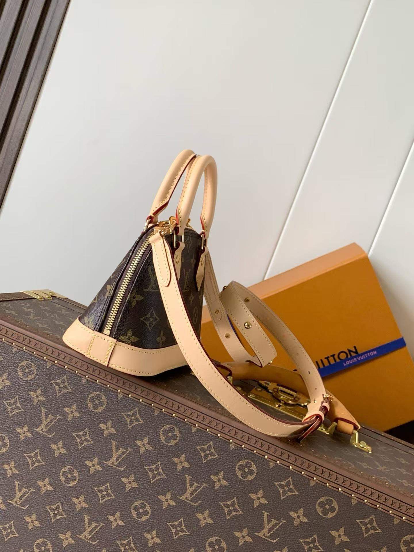 Top Grade Louis Vuitton Replica Alma Mini LV&I - Image 3