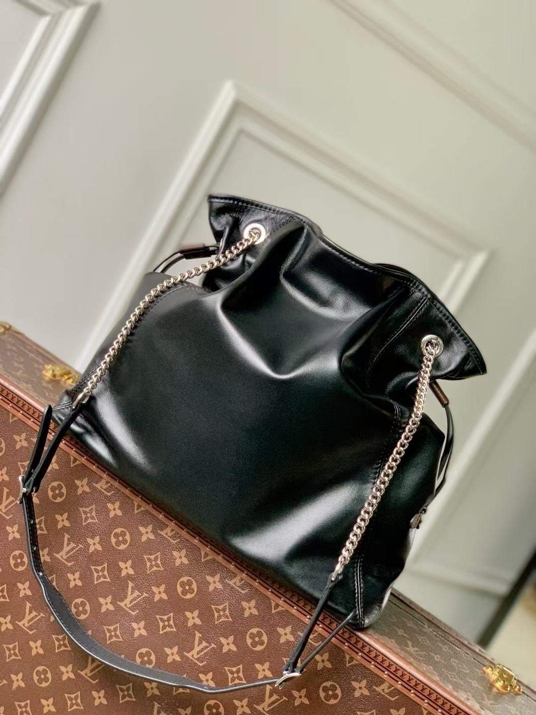 Mirror Quality Louis Vuitton Off Duty Vibe MM - Image 2