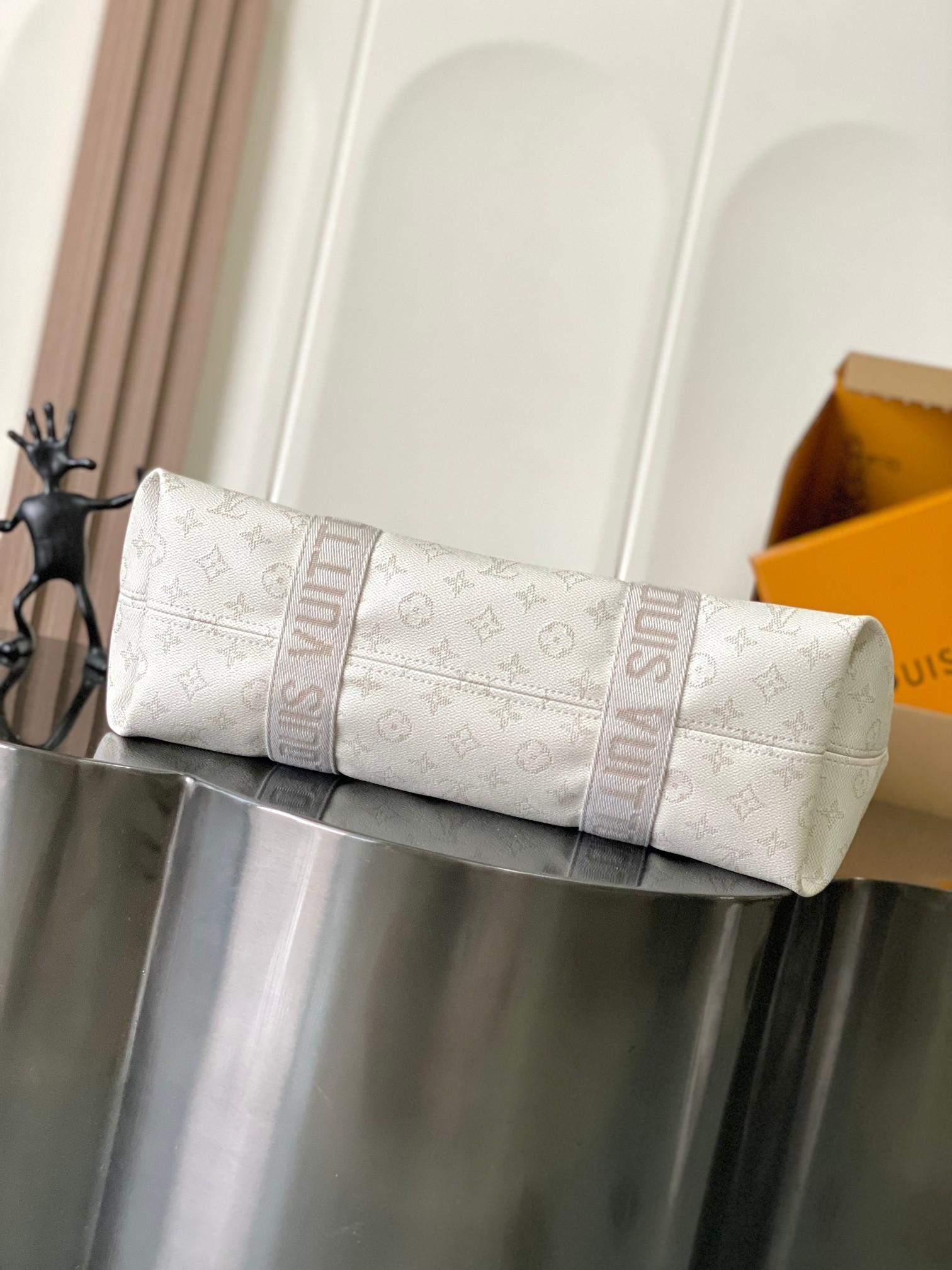 Premium Louis Vuitton Marina Replica Tote Bag - Image 3