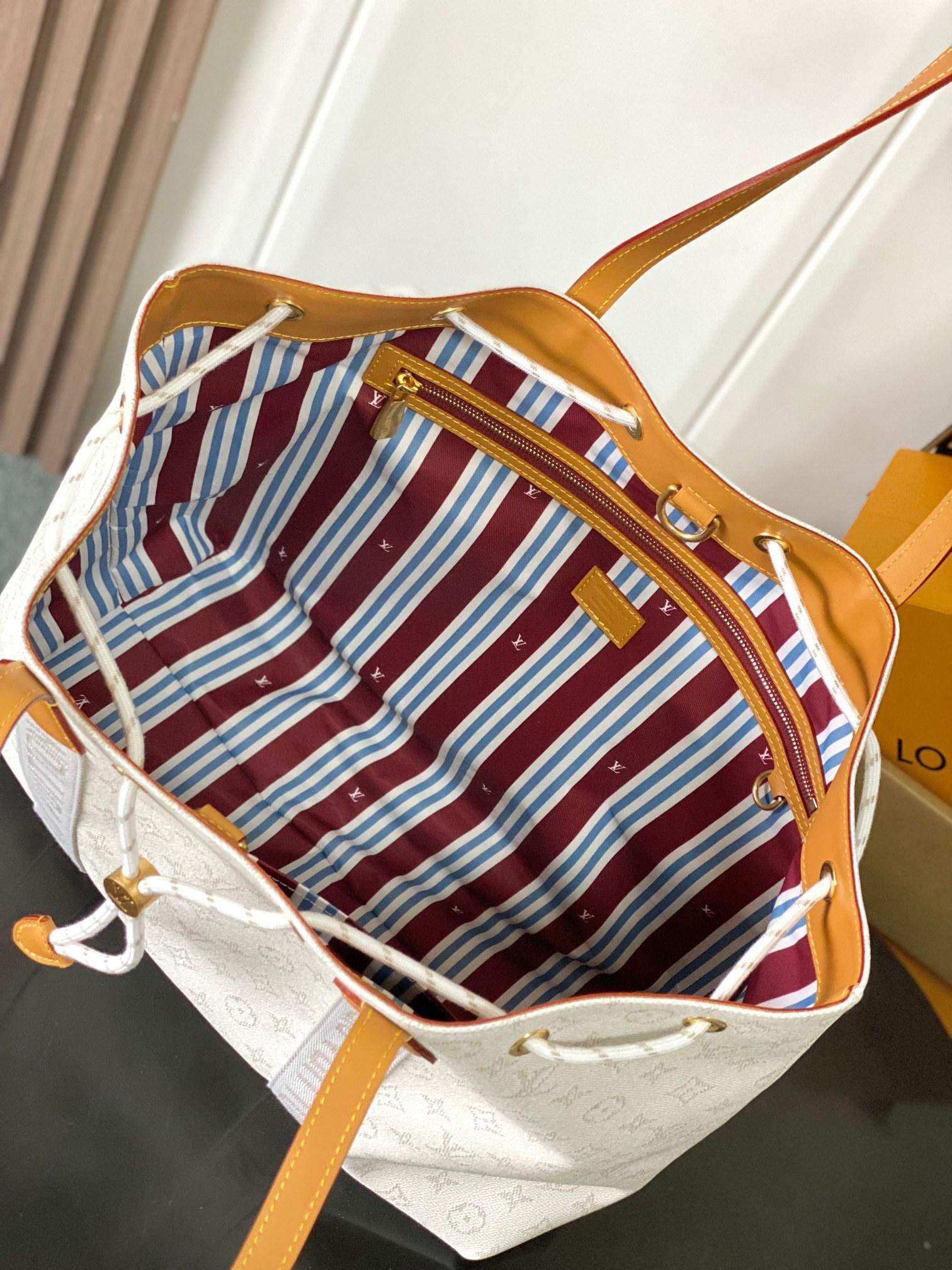 Premium Louis Vuitton Marina Replica Tote Bag - Image 4