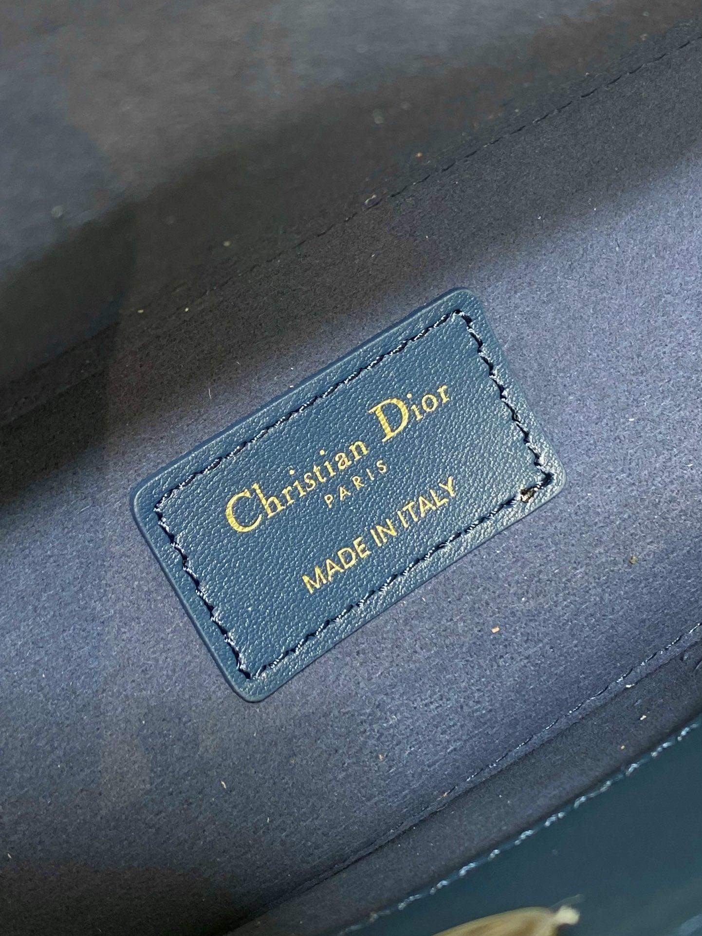 Luxury Replica Christian Dior Medium Lady D-Joy Bag - Image 9