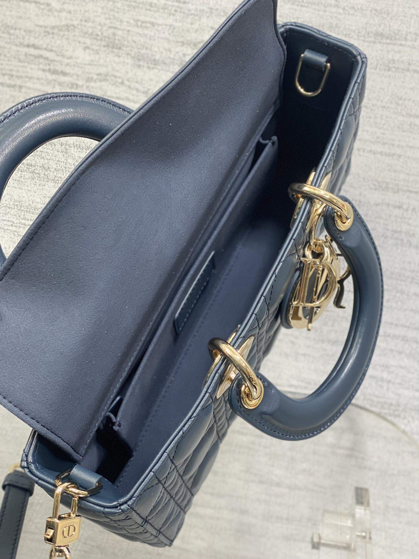 Luxury Replica Christian Dior Medium Lady D-Joy Bag - Image 7