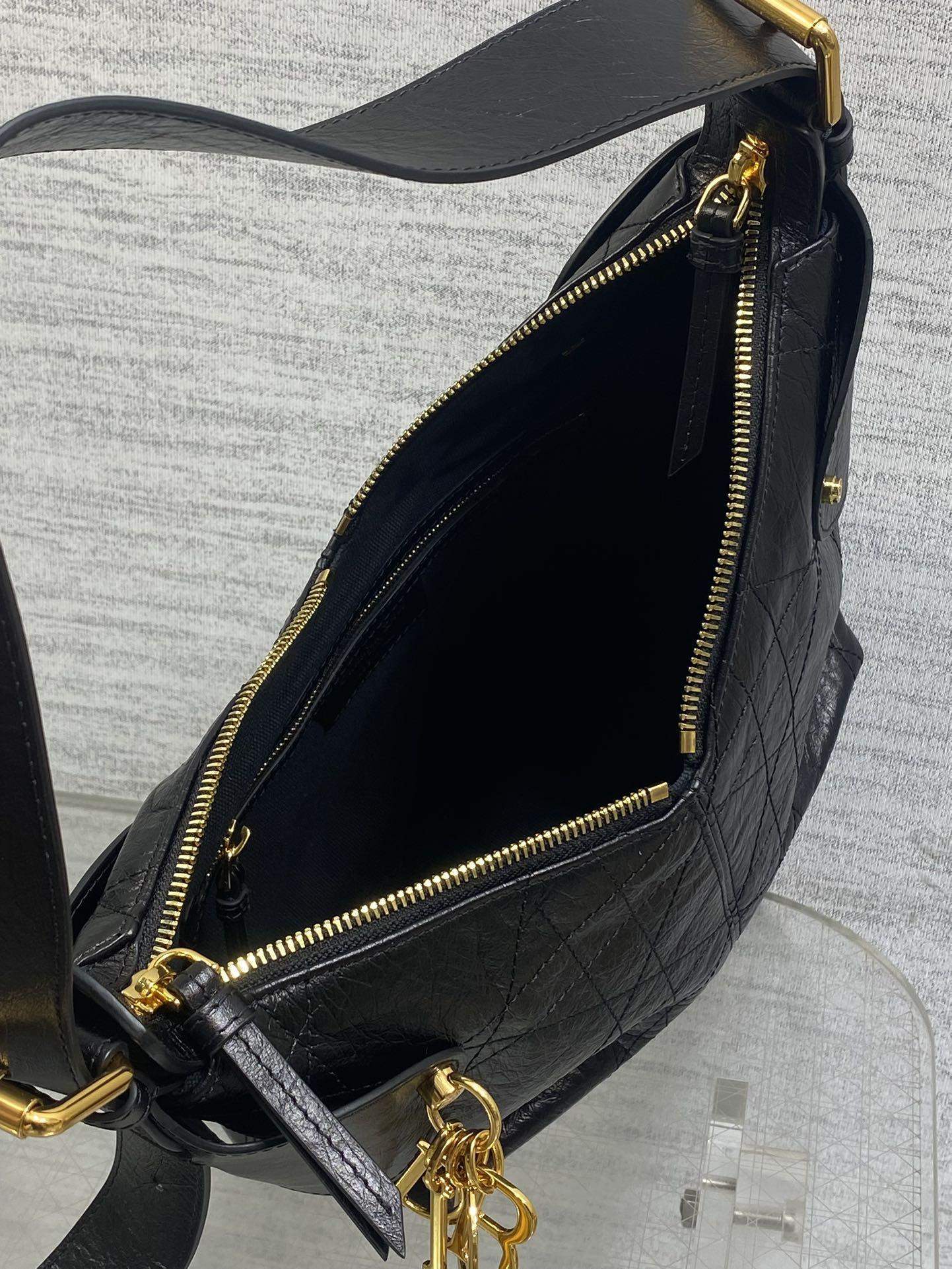 Exclusive Christian Dior Small Dior Voyage Replica Bag - Image 5