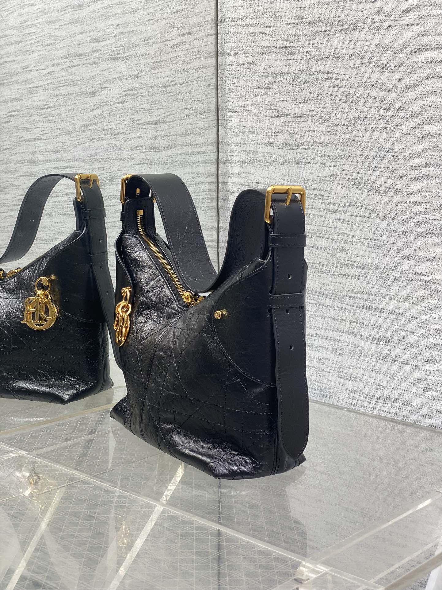 Exclusive Christian Dior Small Dior Voyage Replica Bag - Image 3