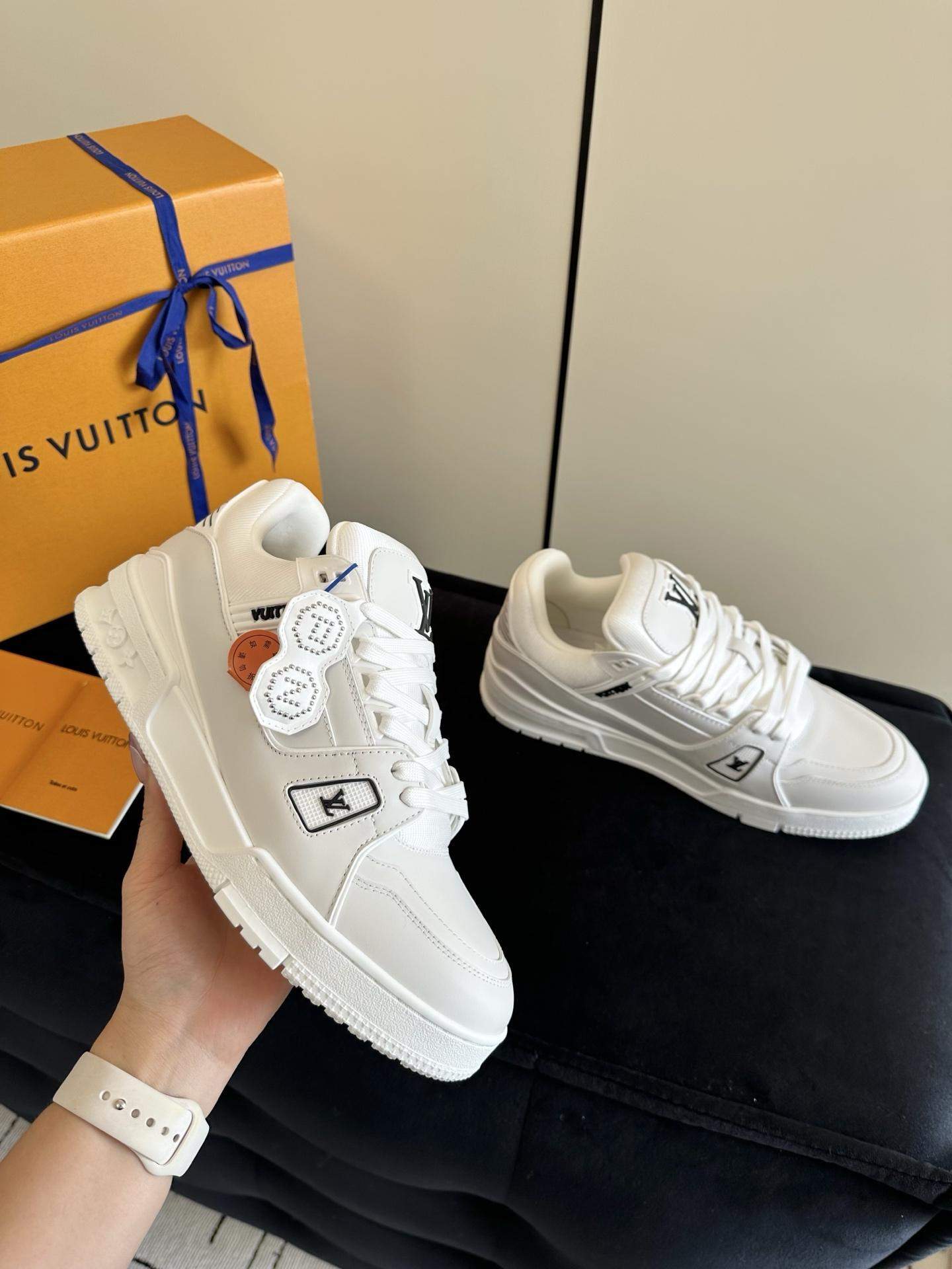 Supreme Louis Vuitton LV Trainer Replica Sneaker - Image 4